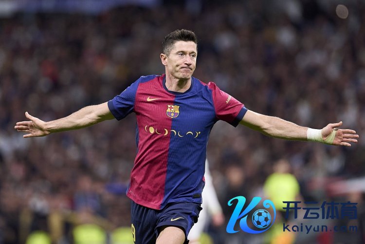 TA:  巴萨在找可接替莱万的球员体育集锦，但他们现时思大手笔开销不实际